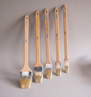 Heizkoerper-Pinsel_Q1-falbe-Borsten-voll-abgewinkelt_divers