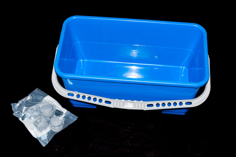 MULTIMOP-Eimer-mit-und-ohne-Rollen_1