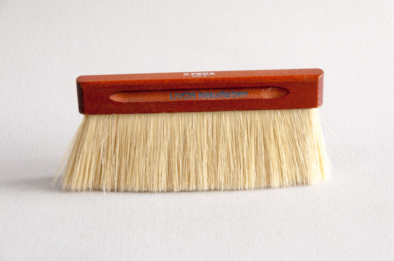 Staub-Buerste-PEKA_3
